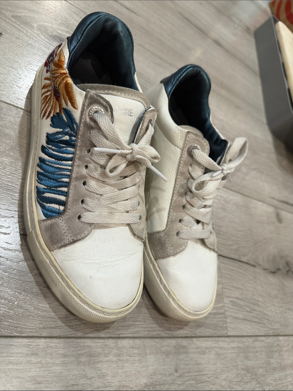 Zadig & Voltaire White Leather Sneakers with Blue and Gold Embroidered Detail